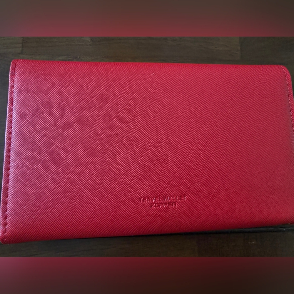 Amazon Passport Wallet - Picture 4 of 4